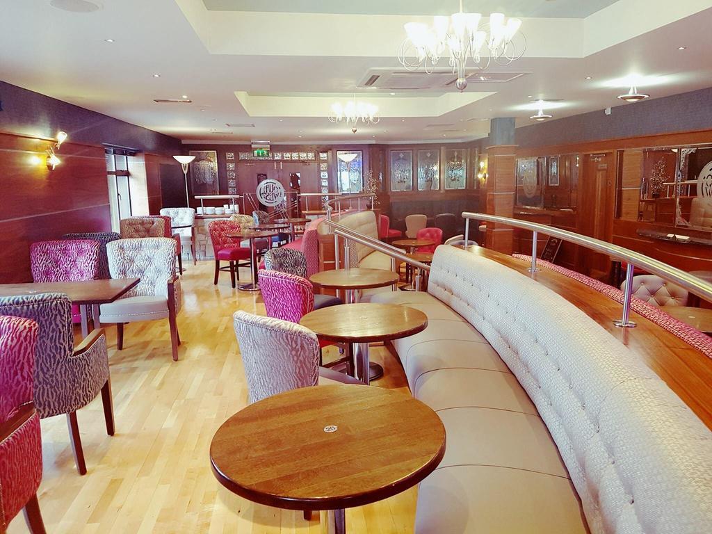 Allingham Arms Hotel Bundoran Buitenkant foto